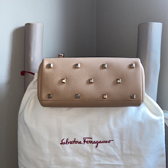 FERRAGAMO The Studio Bag CASHEW Authentic & NWT - Picture 16 of 17